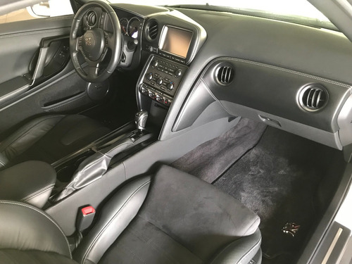 Imagen 12 de 15 de Nissan Gtr Biturbo Premium 2015 (nuevo, De Coleccion)