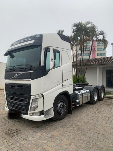 Imagem 2 de 8 de Volvo Fh 500 6x4 Automatico