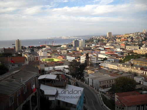 Pintoresca Casa, Cerro Monjas, Vista Panorámica A La Bahía