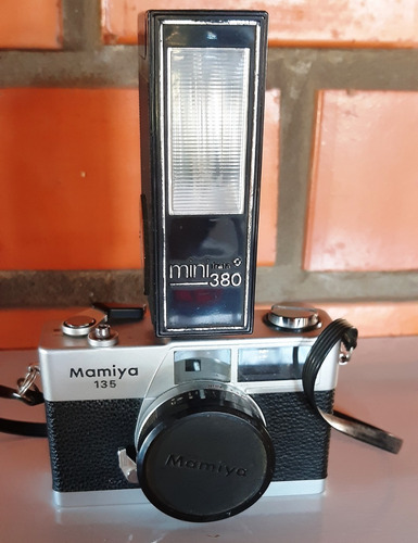 Câmera Mamiya 135