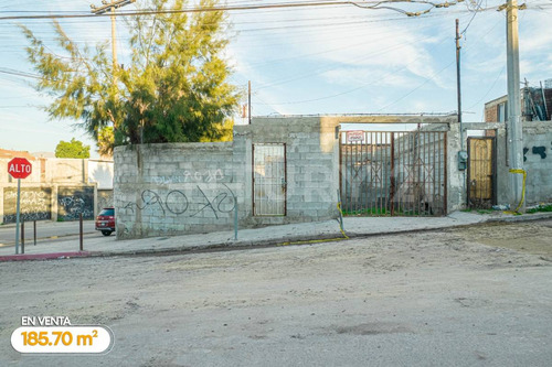 Terreno En Venta En Esquina En La Colonia Mariano Matamoros Centro, Tijuana Bc