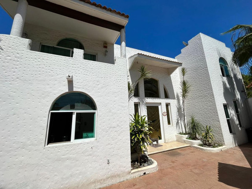 Venta Casa 4 Mandinga Y Matoza