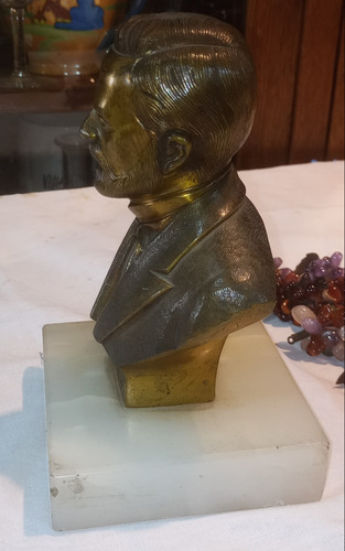Antiguo Busto Figura De Bronce Con Base Marmol Impecable N97 (Usado)