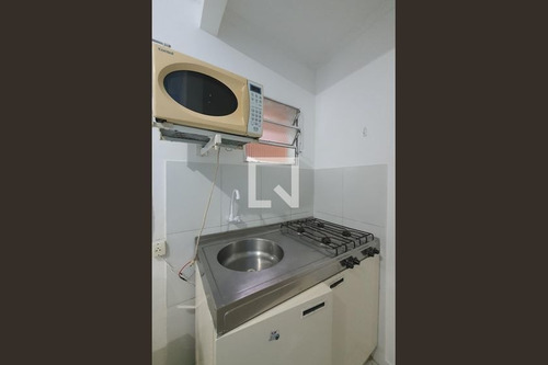 Imagem 10 de 13 de Apartamento Para Aluguel - Aclimação, 1 Quarto, 18 - 893472139