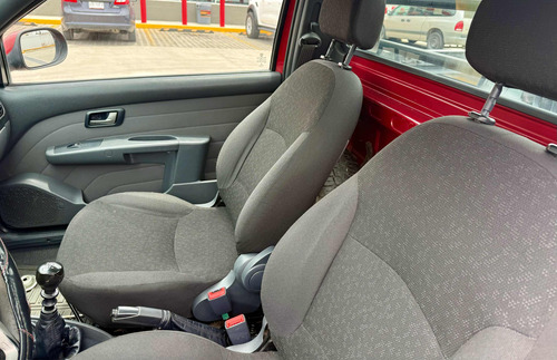 Dodge Ram 700 Slt 4x2 Std 1.6