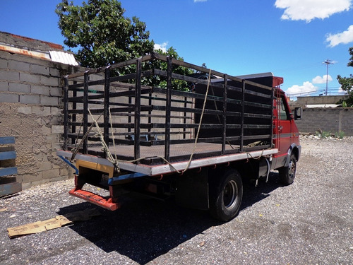 Imagen 4 de 11 de Iveco Daily 40-12