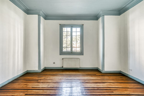 Casa Remodelada Con Patente Comercial En Excelente Estado