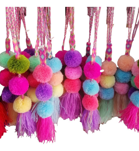 12 Colgantes De Pompones Artesanales Coloridos  Chiapas