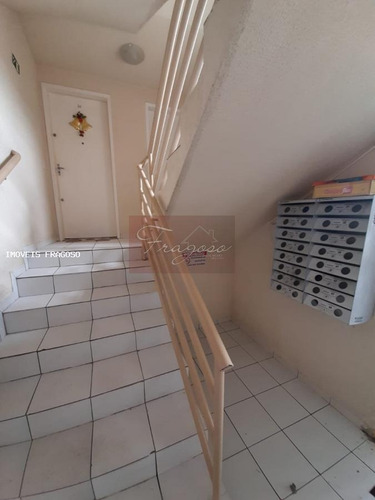 Imagem 8 de 15 de Apartamento Para Venda Em Curitiba, Sitio Cercado, 2 Dormitórios, 1 Banheiro, 1 Vaga - 40.493_1-1674086