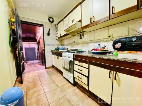 Imagen 8 de 21 de Duplex 3 Amb Con Cochera - Banfield Este