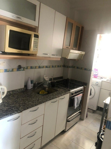 Venta - Departamento - 3 Ambientes - Recoleta - Balcón