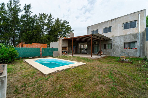 Casa Venta Roldan Ts3 2 Dormitorios Pileta Jardin