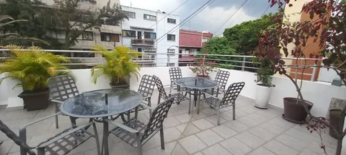 Excelente Propiedad En Col. Del Valle De 5 Recamaras