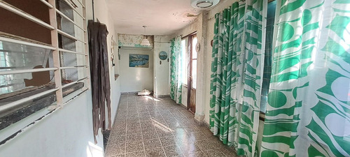 Venta Casa 3 Ambientes A Refaccionar - Padua Sur