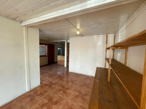 Casa De 3 Dormitorios En Curacautín Población M. Rodríguez