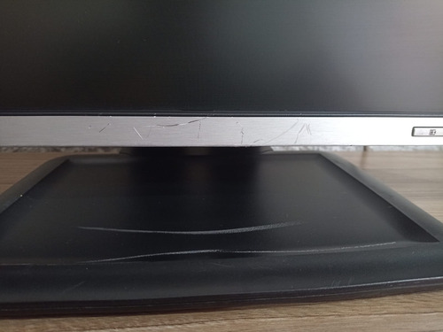 Monitor Hp 22 Clase B Detalles Giratorio Ajuste De Altura Plata (Reacondicionado)