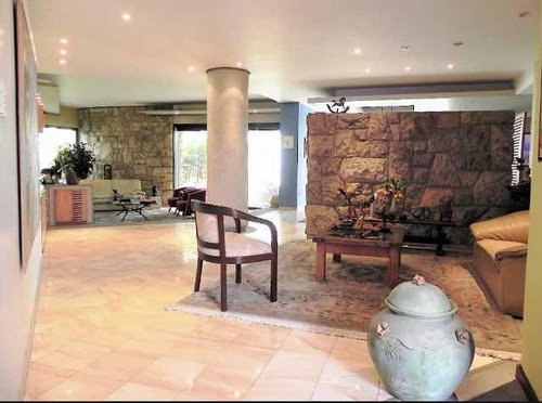 En Venta Hermosa Quinta En El Marqués Norte. Costruccion De Primera!!! Anexo Para Huéspedes. Terraza Con Vista Al Ávila. (alianza)