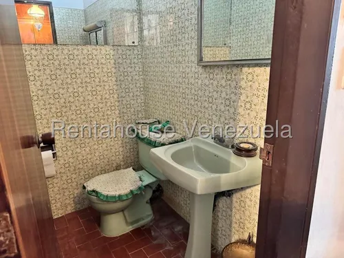 Amplia Casa En La Boyera