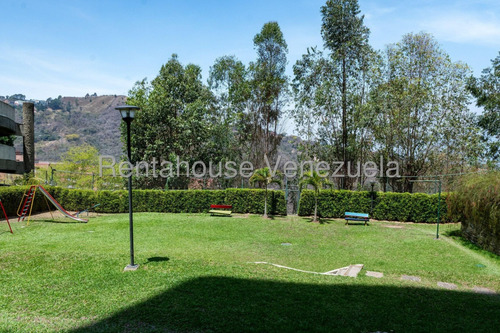 Apartamento En Venta. Res. Isabel Cecilia. Cecilia Gutierrrez. 25-18239
