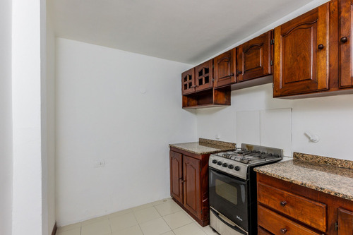 Venta 2 Ph Independientes En Lote Propio. Pompeya.