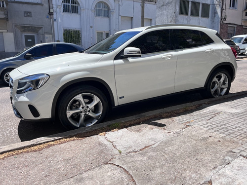 Mercedes-Benz Clase GLA 1.6 Gla200 Urban 156cv