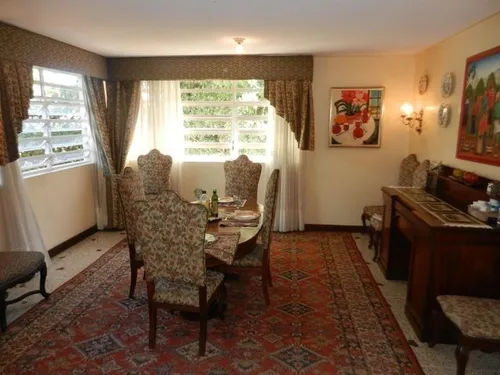 Casa En Venta 23-9533 En Chuao