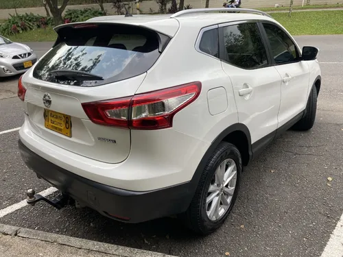 Nissan Qashqai 2.0 Advance 4x2 2015