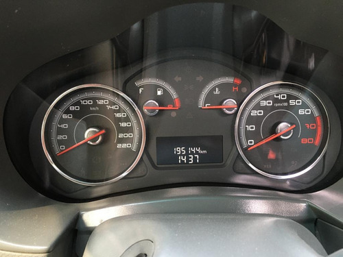 Fiat Grand Siena 2015 1.6 16v Essence Flex Dualogic 4p