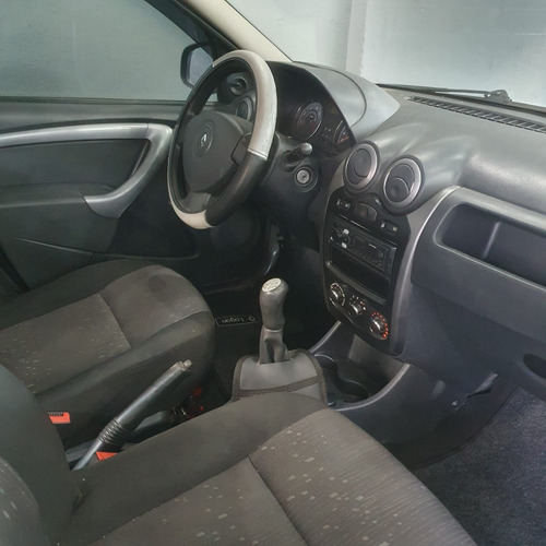 Renault Logan 1.0 16v Expression Hi-flex 4p