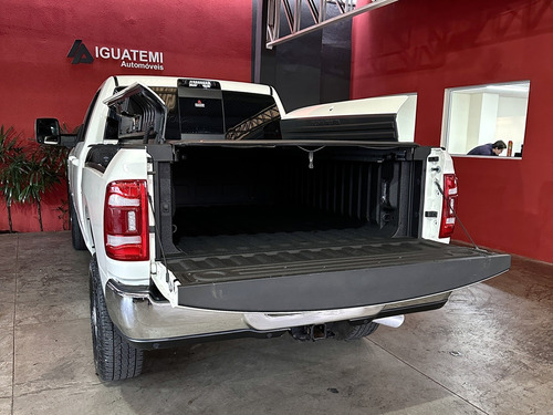 RAM 2500 6.7 I6 TURBO DIESEL LARAMIE CD 4X4 AUTOMÁTICO