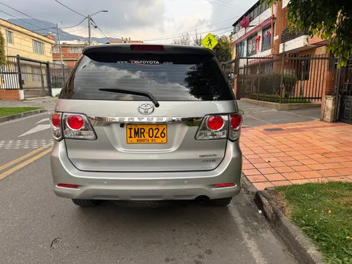Toyota Fortuner 2.7l 4x2