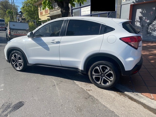 Imagen 6 de 20 de Honda Hr-v 2017 1.8 Lx 2wd Cvt Vtv 75.000 Kms Todos Los Serv