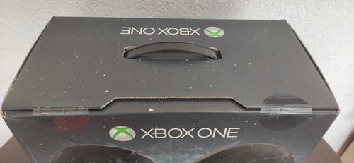 Microsoft Xbox One 1TB Halo 5: Guardians Limited Edition color negro y plata - Aceptable (Reacondicionado)