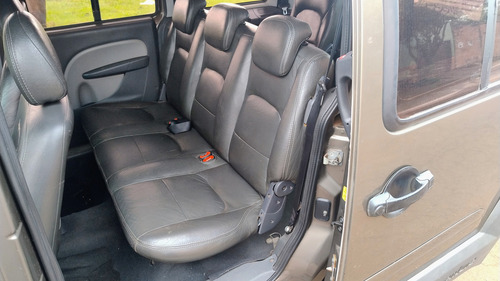 Fiat Doblo 1.8 16v Adventure Flex 5p