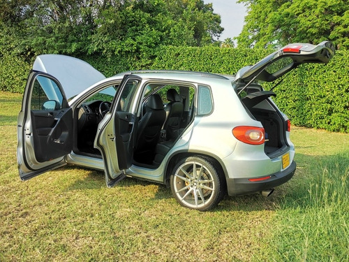 Volkswagen Tiguan 2.0t Aut