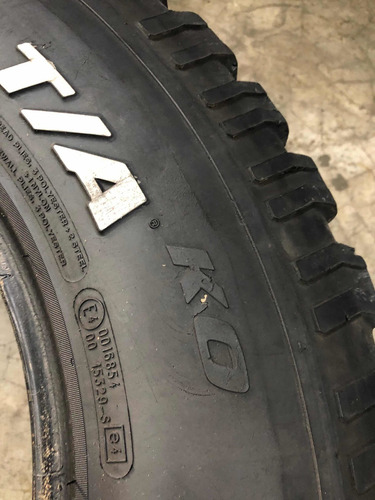 Imagem 6 de 7 de Jogo Pneus 265/70/17 Bf Goodrich All Terrain T/a 121/118r