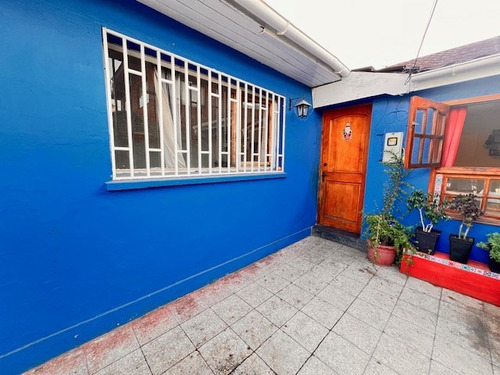 Casa En Venta De 5 Dorm. En Macul