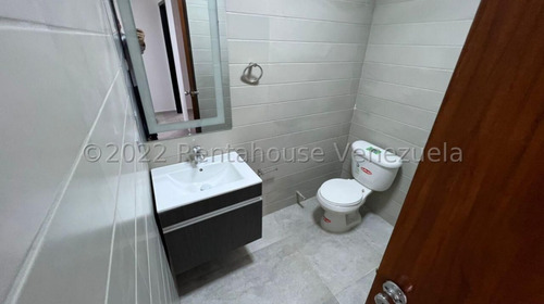 Magnifico Apartamento Los Palos Grandes 25-17012 Ar