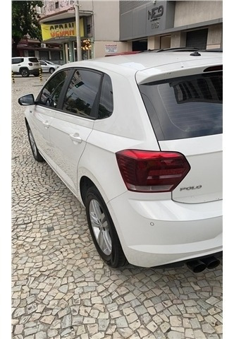 Volkswagen Polo 1.0 200 Tsi Comfortline Automático