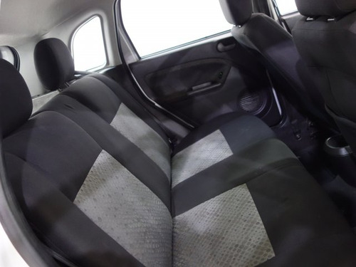 Ford Fiesta Fiesta 1.6 MPI HATCH 8V FLEX 4P MANUAL
