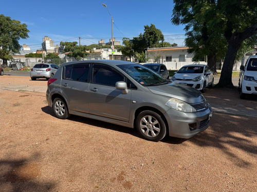 Nissan Tiida 1.8 Hatch