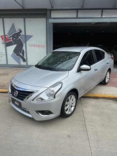 Nissan Versa 1.6 Advance At