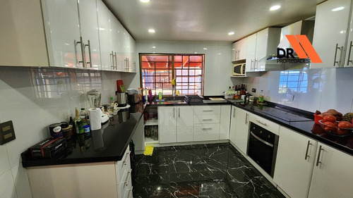 Casa Grande Y Moderna En Macul Remodelada Y Lista Para Ti