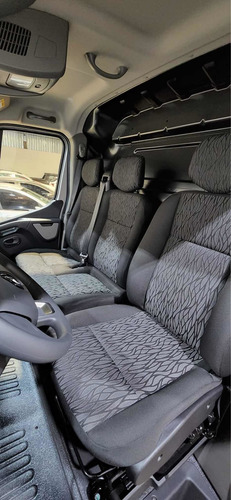 Imagen 22 de 25 de Renault Master 2023 2.3 L1h1 Aa