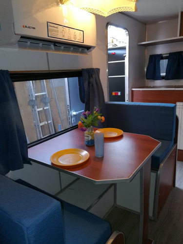 Casa Rodante Lomas Camping Ronik Lomas Mini Sport 440
