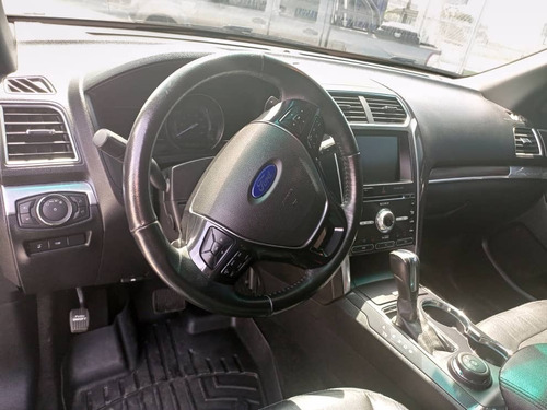 Imagen 10 de 16 de Ford Explorer Limited