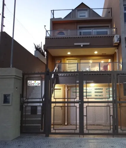 Casa 10 Personas. En Mar Del Plata Frente Al Mar, Faro Norte