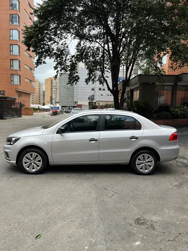 Volkswagen Voyage 1.6 Trendline