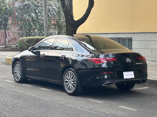 Mercedes-Benz Clase CLA 1.6 200 Cgi Sport At