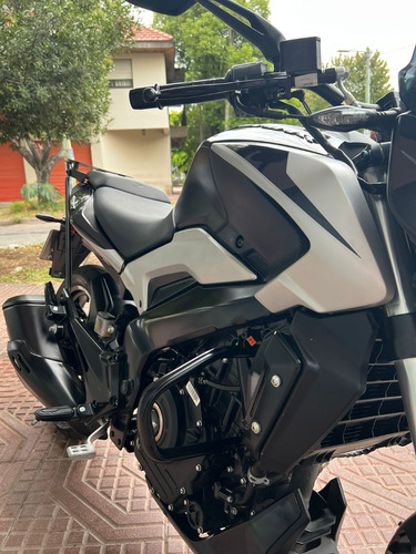 Imagen 2 de 15 de Bajaj Dominar